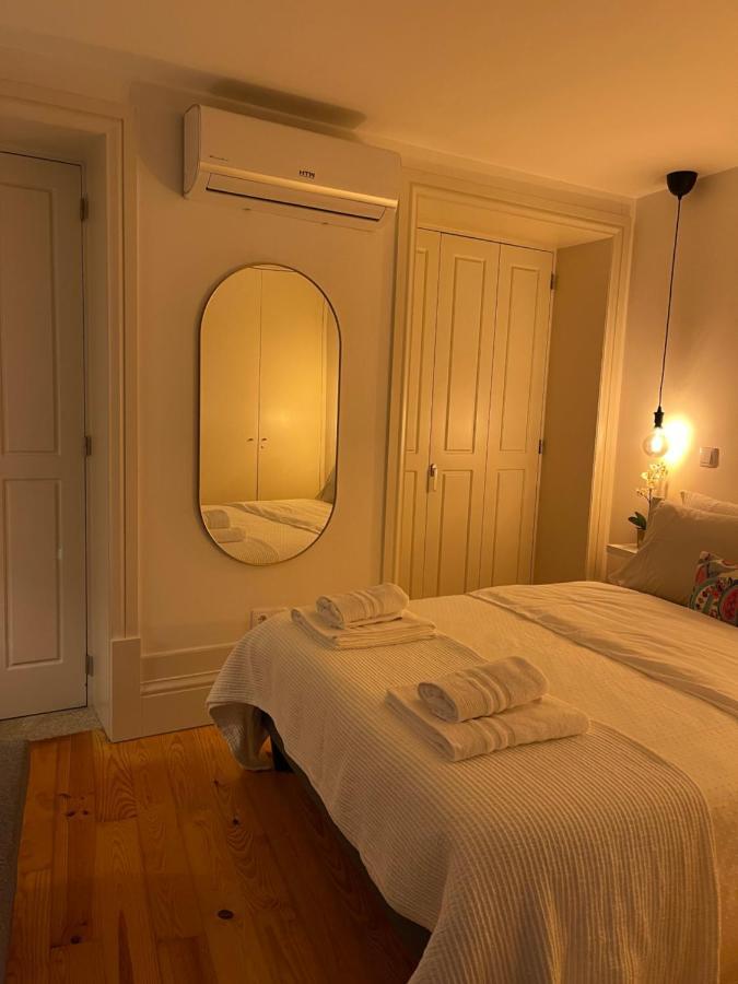 Historic Balcony Hideaway - Taipas House 60