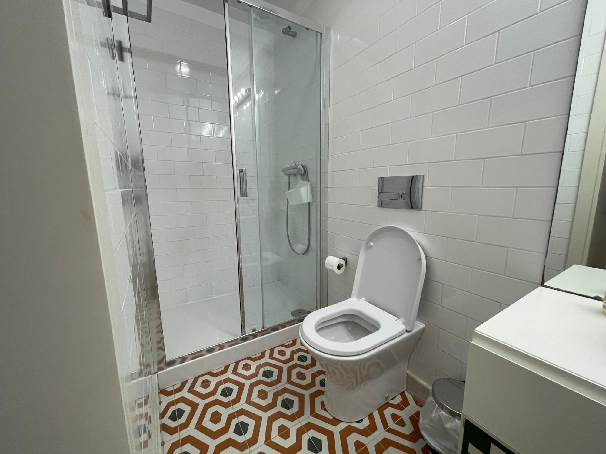 Historic Balcony Hideaway - Taipas House 60 *